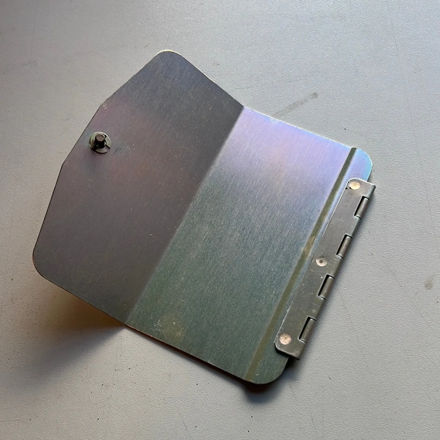 Klep radiator dop toegang in afdekplaat 101 - 2