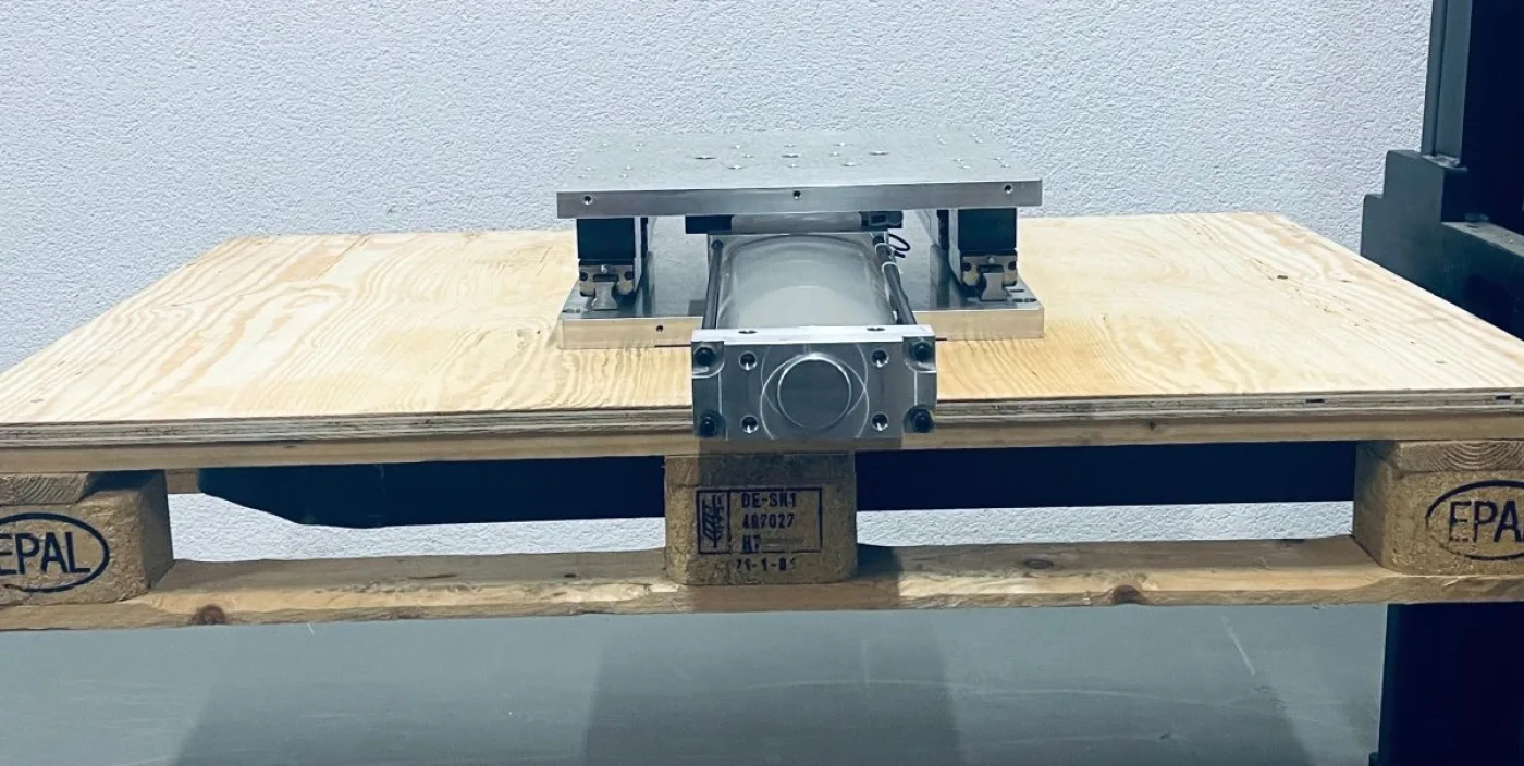 Tünkers Pneumatische Lineareinheit LE200-300 VRL SB T024 - 7