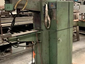 Máquina de soldar por pontos Sciaky