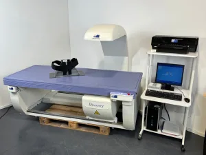Hologic QDR Discovery Wi Röntgen Densitometer Knochendichtemessplatz