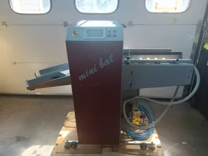 Nut/Perforiermaschine Petratto Minibat 2