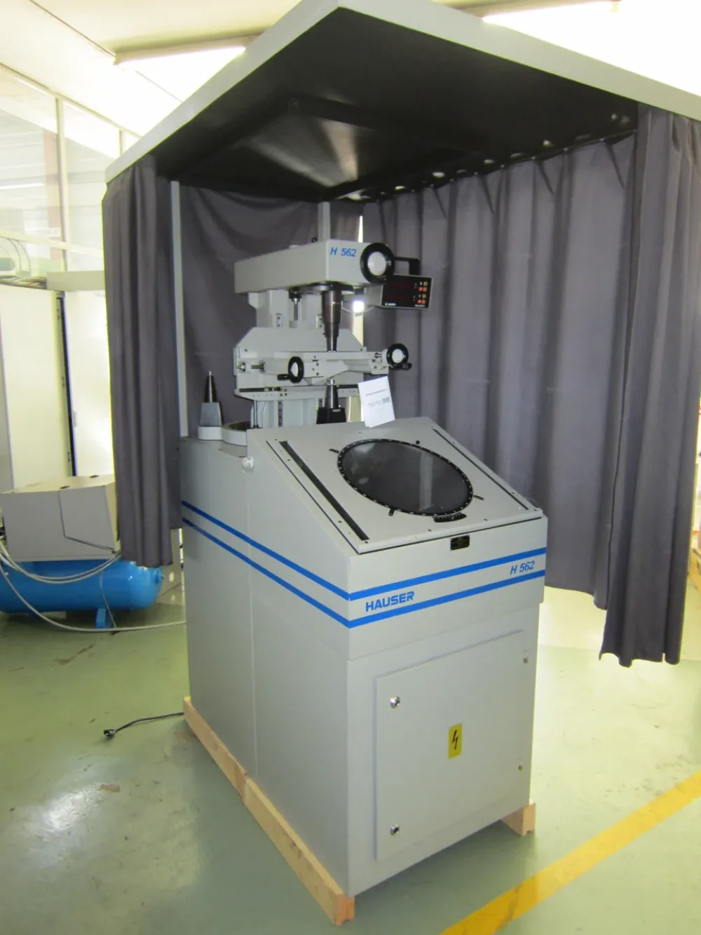 018110 - HAUSER H 562