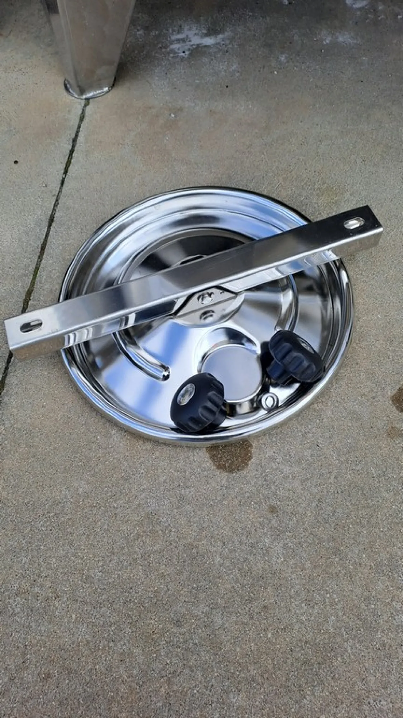 STAINLESS STELL TANKS CAPACITY LITERS 1000 PNEUMATIC FLOATING LID, WITH MANHOLE, ROUNDED BOTTOM NEW EQUIPMENT - 3