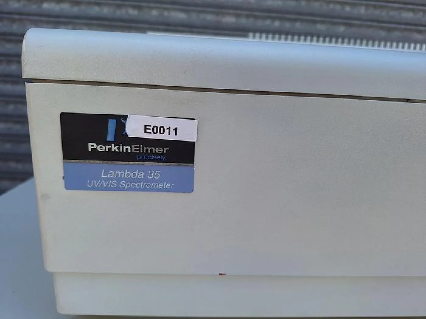 PerkinElmer Lambda 35 Spectrophotometer - 3