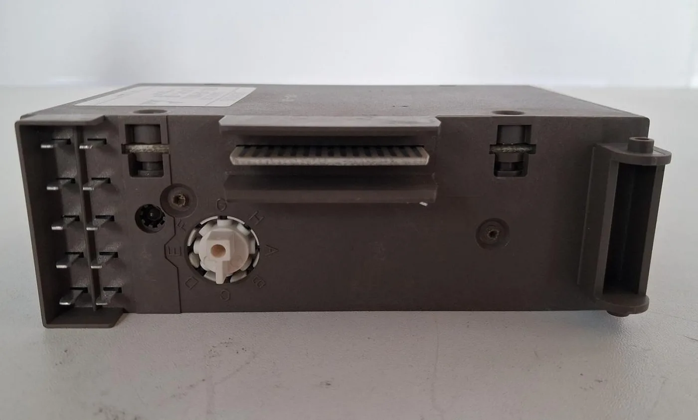 Siemens SIMATIC S5 6ES5 452-8MR11 Digital Output Module - 6