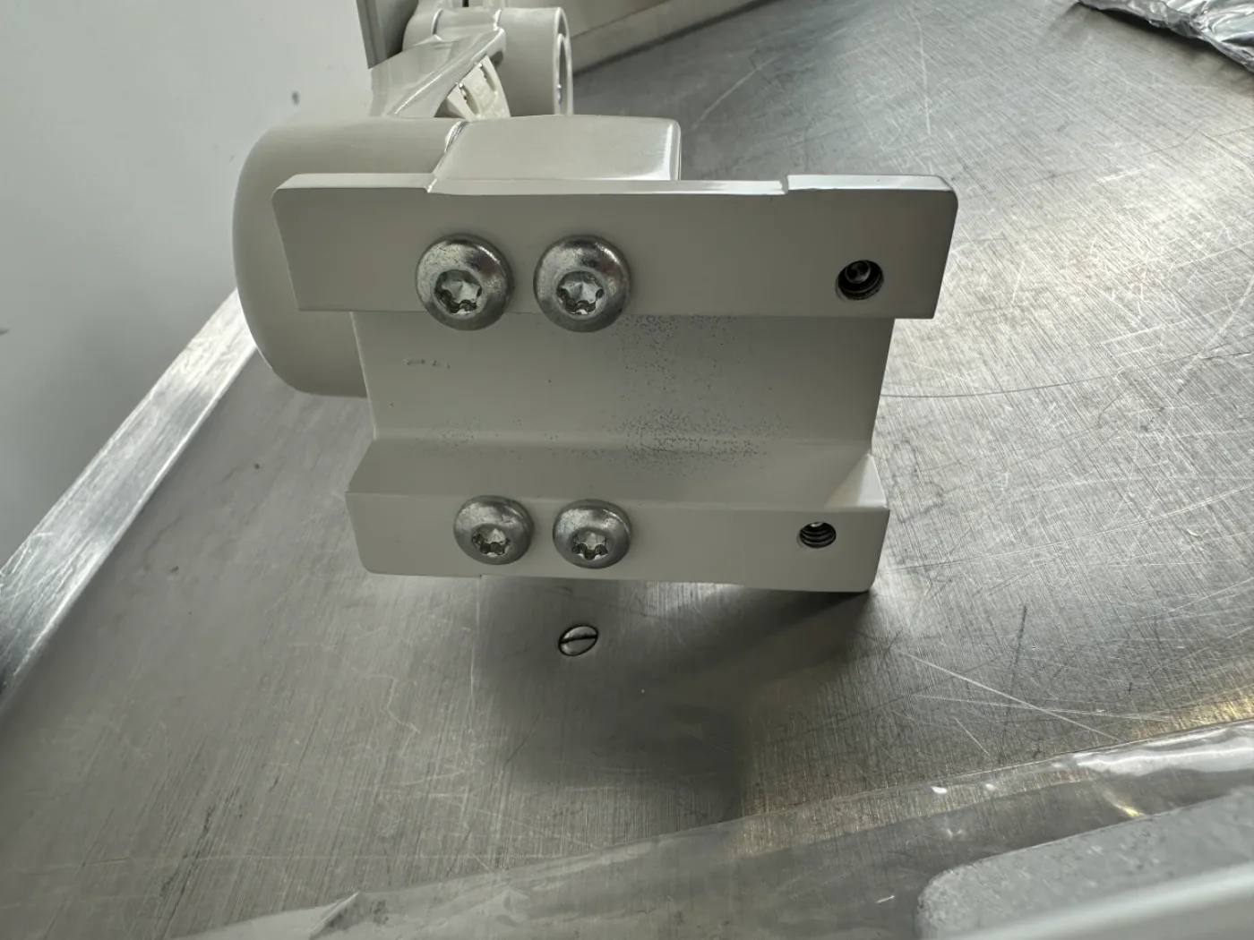GCX M-Series Monitorhalter - 4