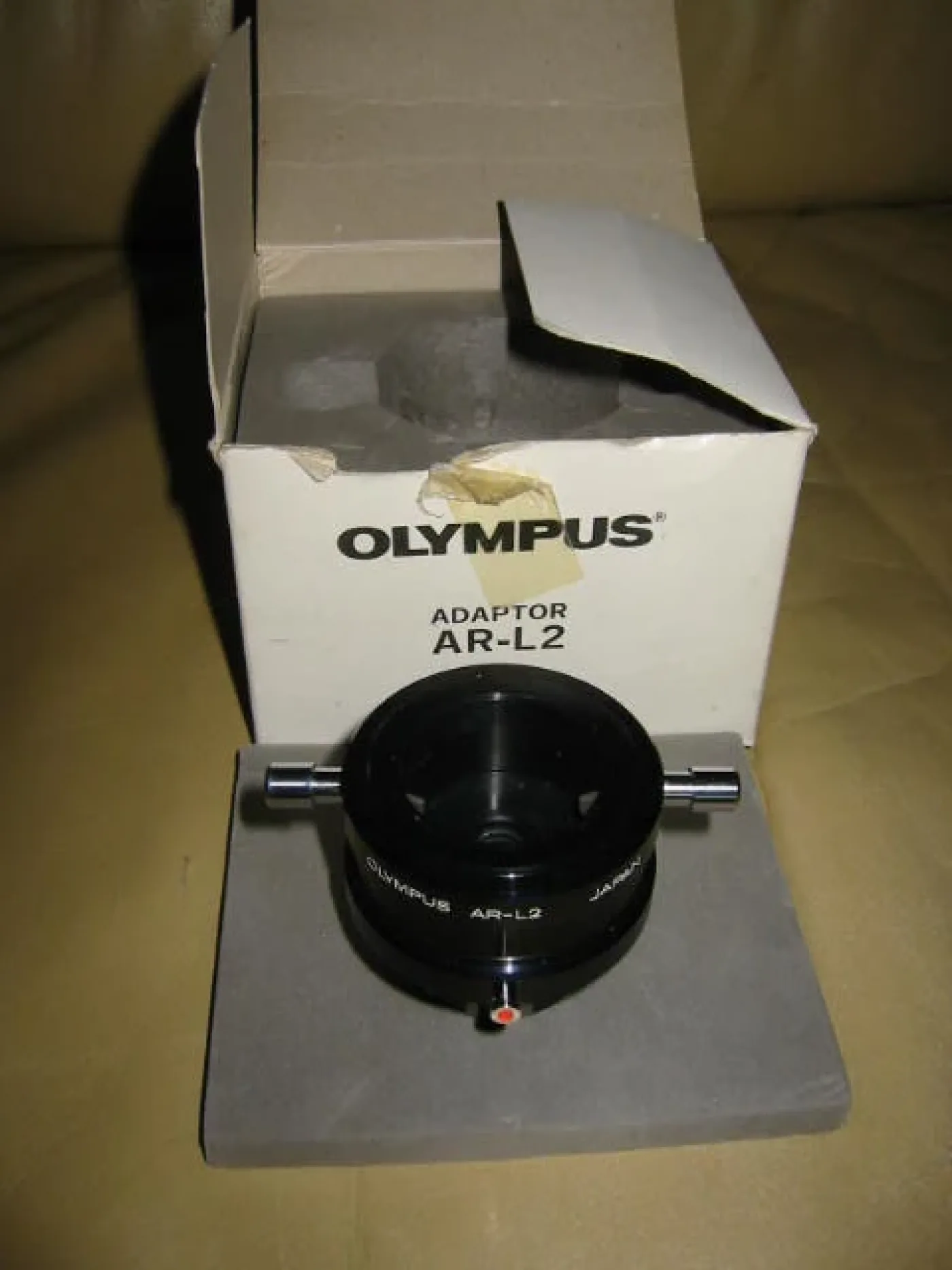 Olympus AR-L2 Adapter - 1