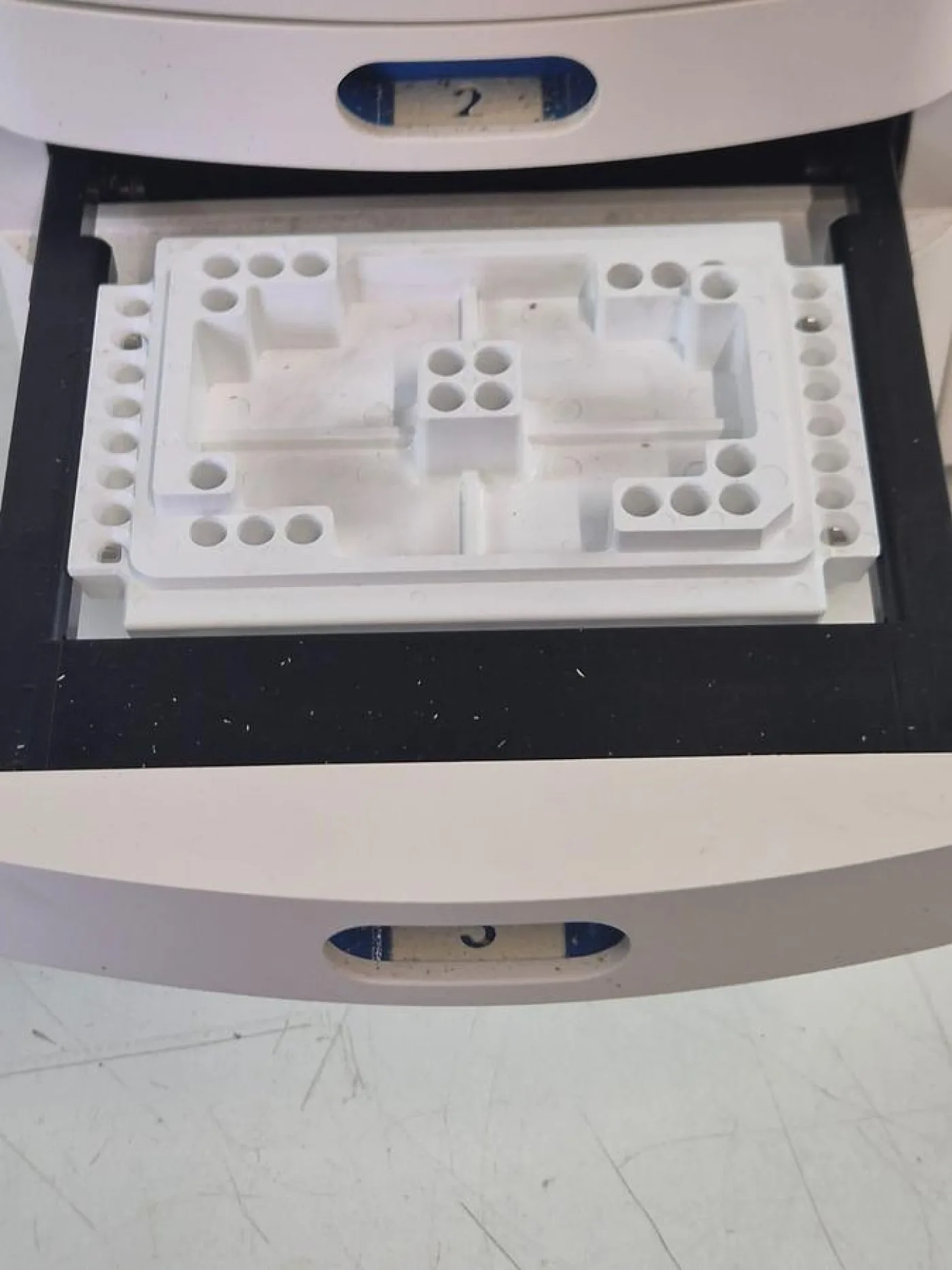 AATI Fragment Analyser Capillary Electrophoresis system - 4