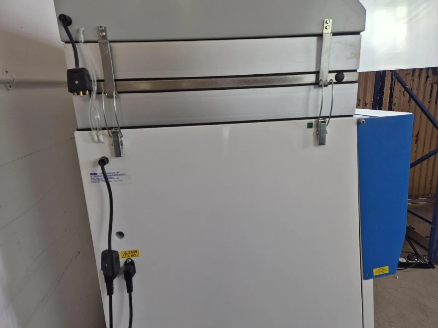 Walker Class 11 biological Safety Cabinet - 4