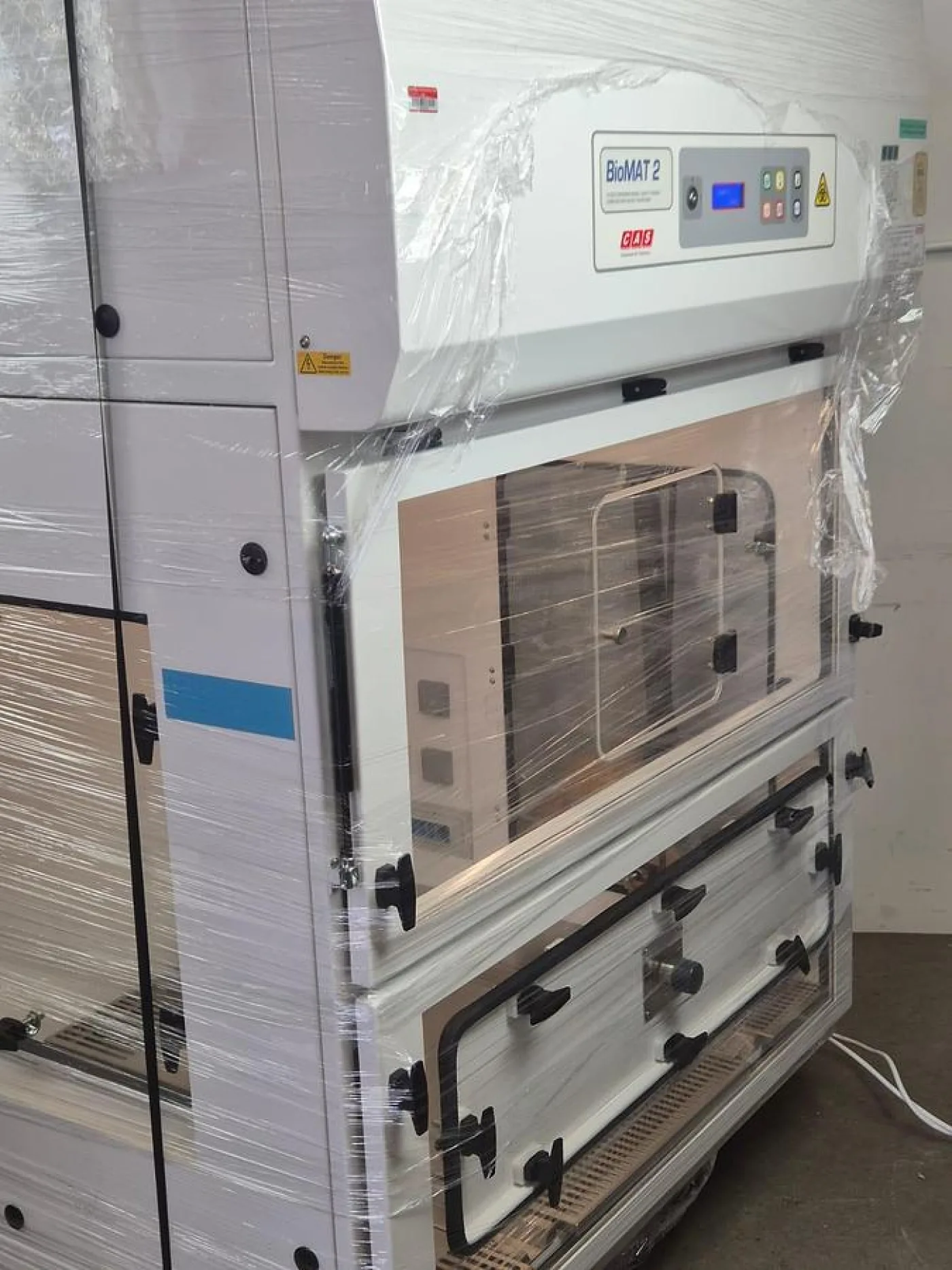 Biomat 2 1200EXH Class 11 Safety Cabinet - 7