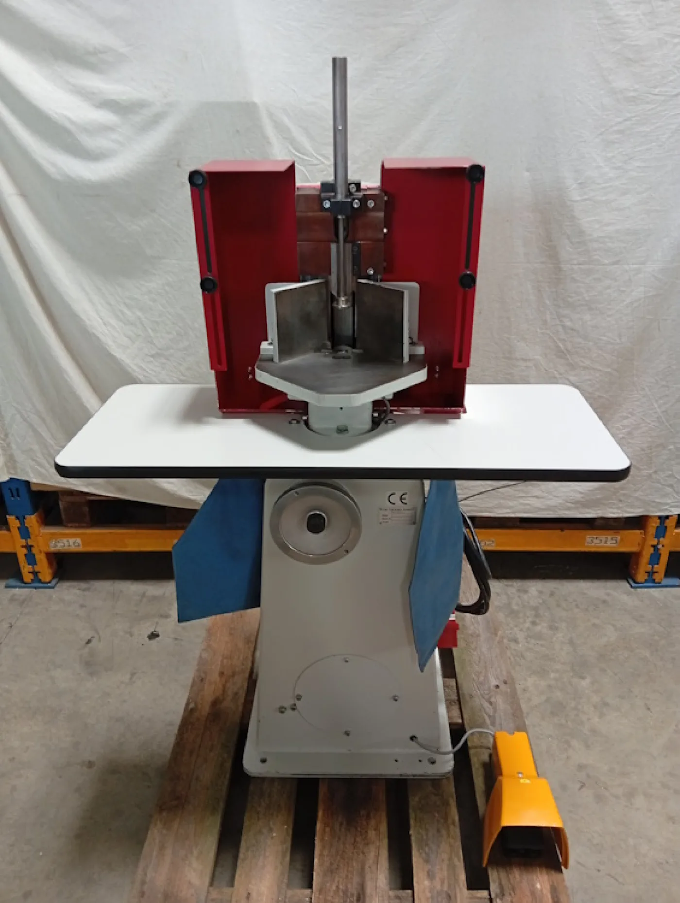 Eckenrundstoßmaschine Tränklein EK-100 - 1
