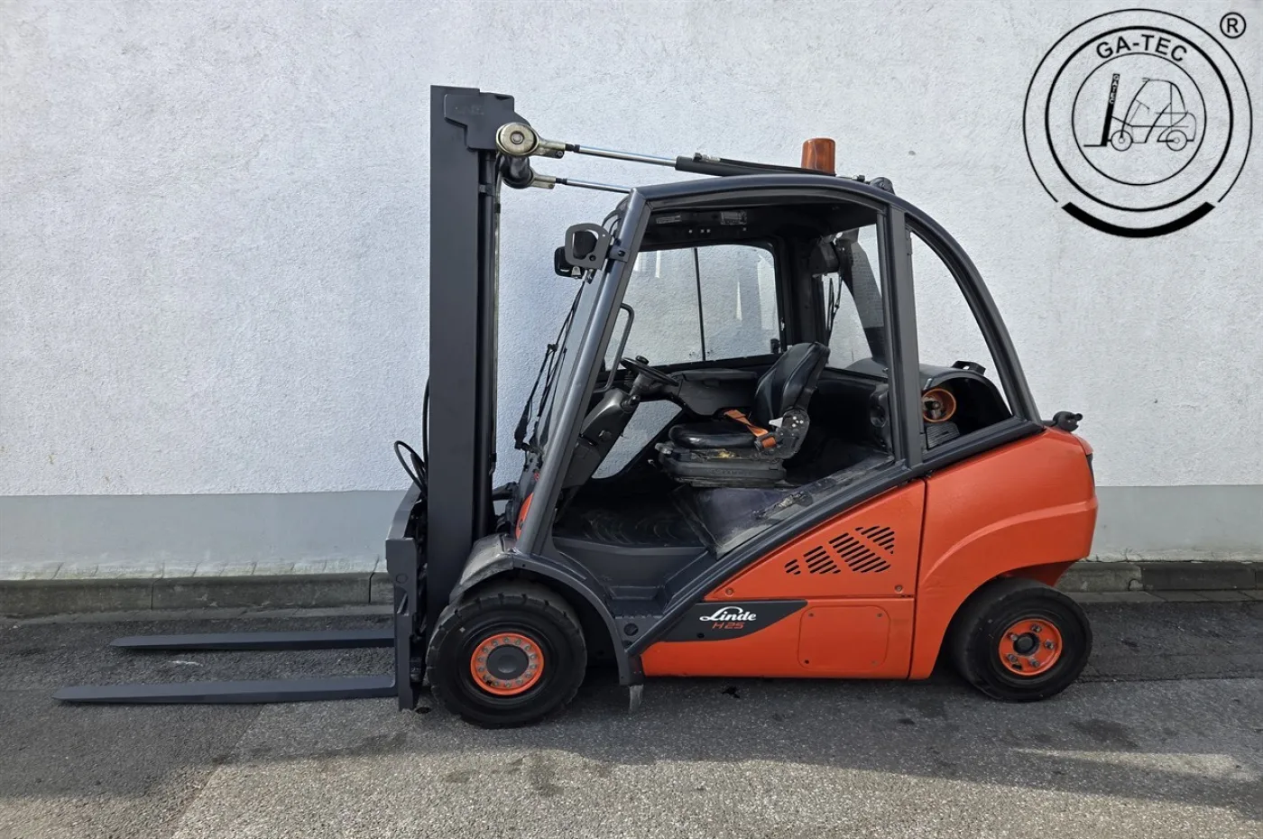 Linde H25T-02 - 2