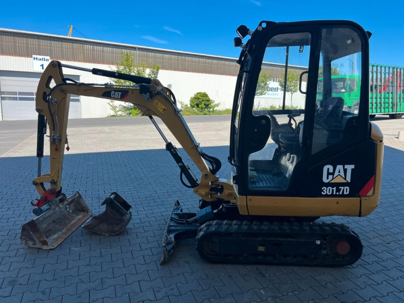 Cat 301.7D / 2015 / nur 1.912h / - 8