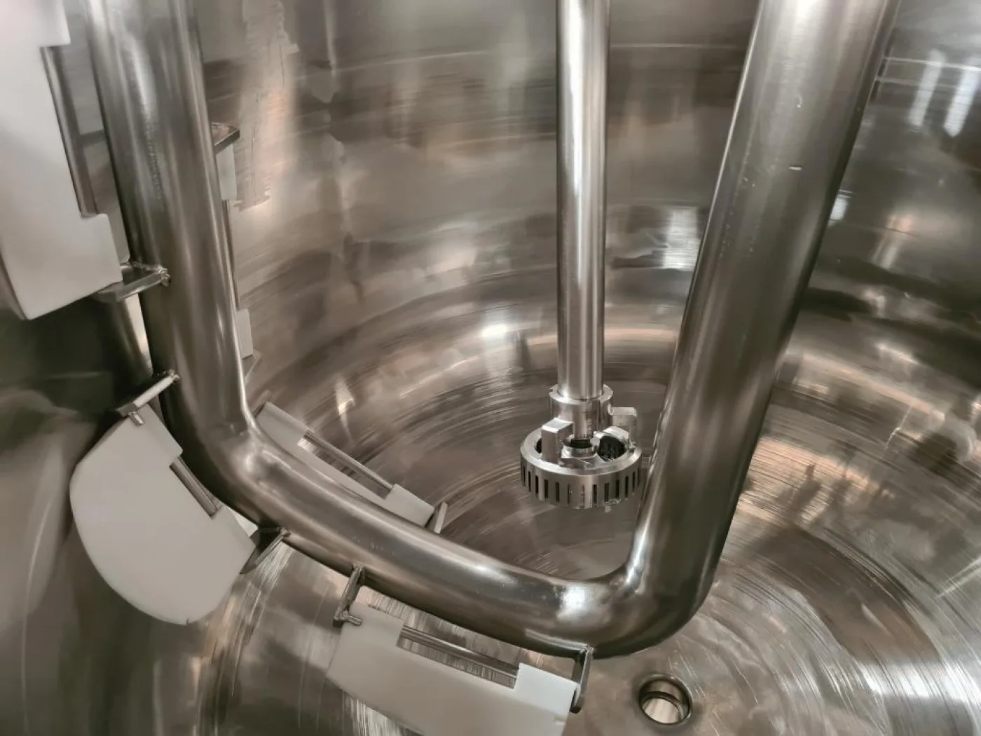 DISSOLUTORE CON TURBOEMULSORE – ZANCHETTA – Mod. OMOSV – 600 L - 4
