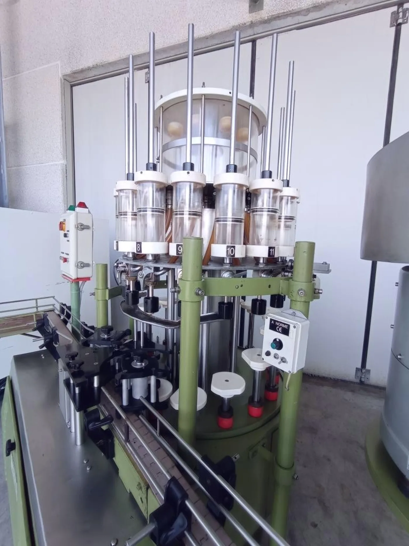 RIEMPITRICE E TAPPATRICE FLACONI – STEROMECCANICA - 6
