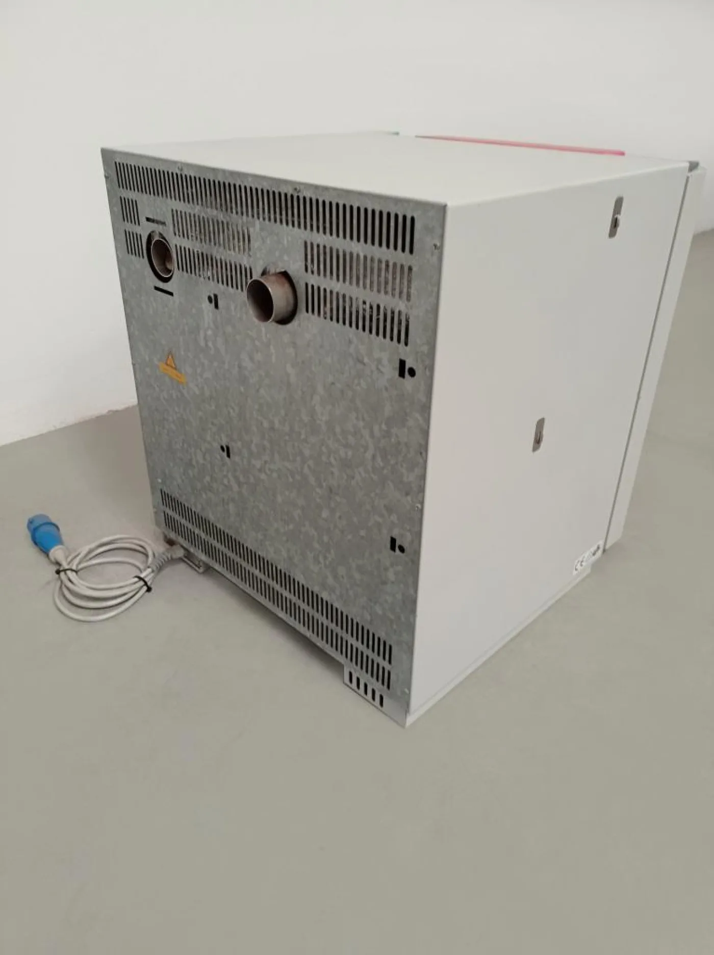 FORNO DI ESSICCAZIONE DA LABORATORIO – MMM MEDCENTER GMBH – MOD. VENTICELL 55 - 5