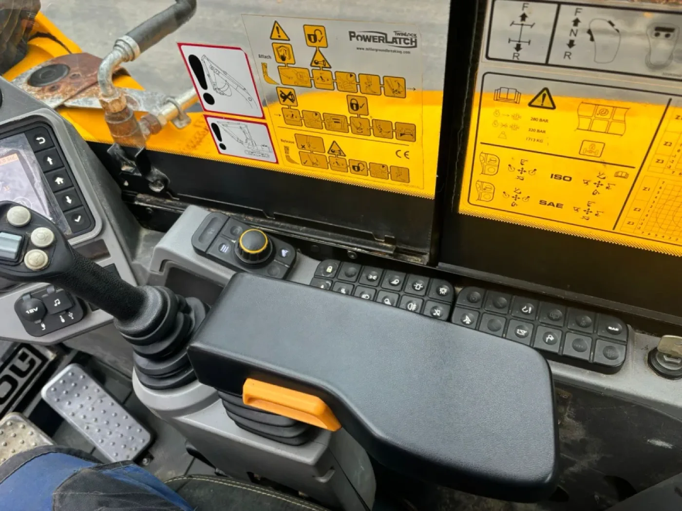 JCB - HD 110 WT 4F - 4