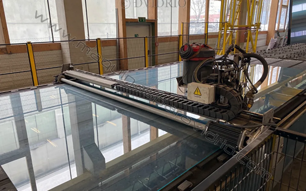 LINEA DE CORTE PARA VIDRIO MONOLITICO LISEC