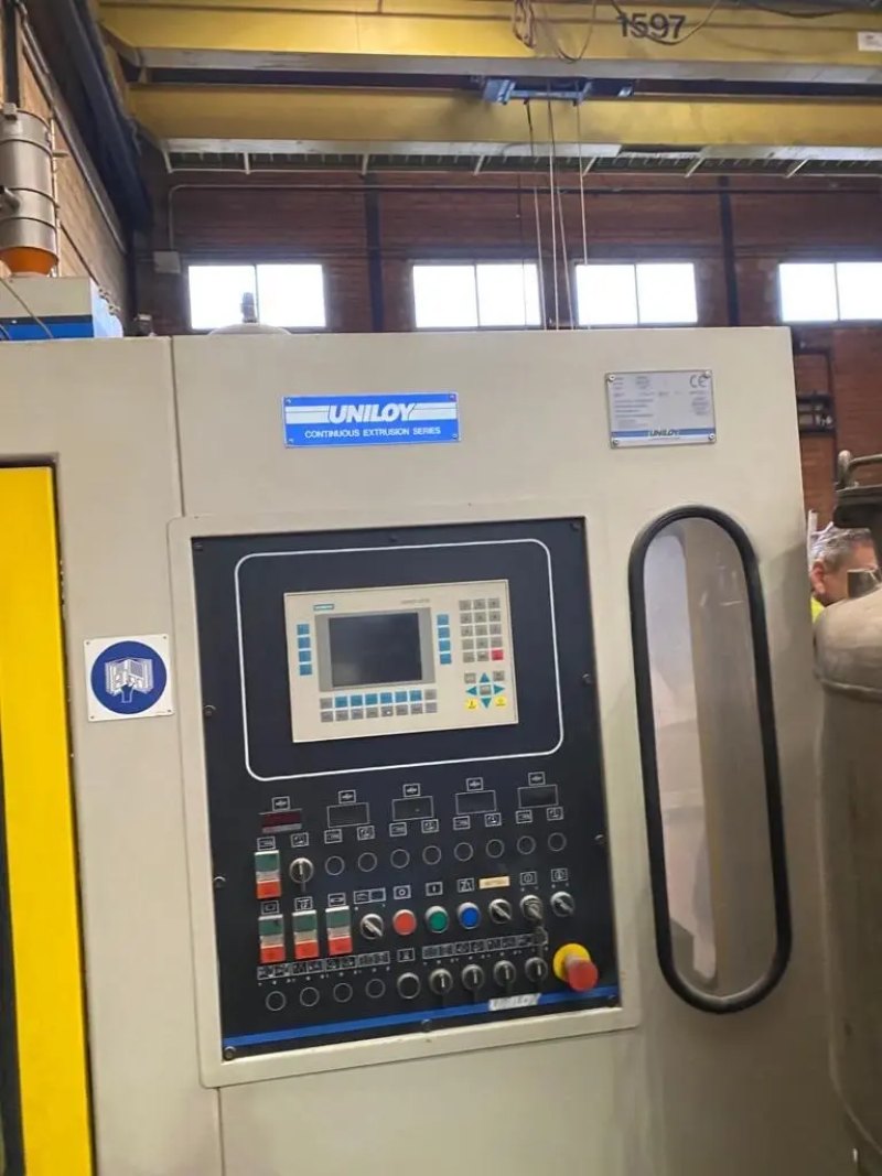USED UNILOY MSA/S BOTTLE INJECTOR