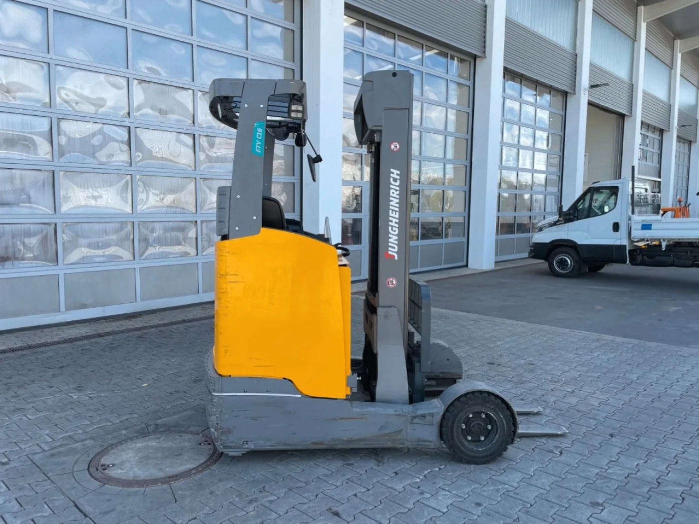 Jungheinrich ETV C16 / Triplex 5.72m / SS / nur 2011h / 2017 - 8