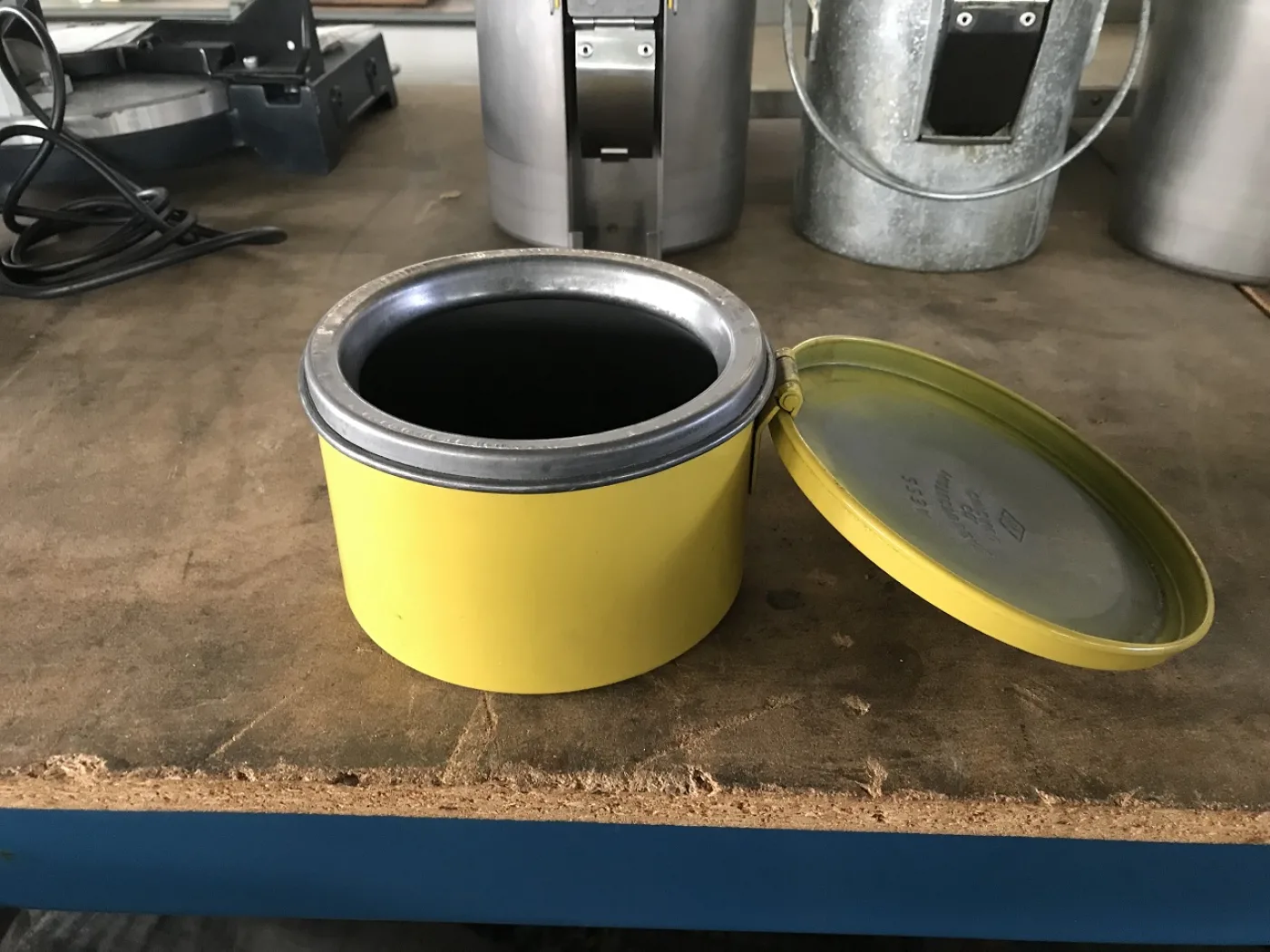 BENZINIERE “” - 2