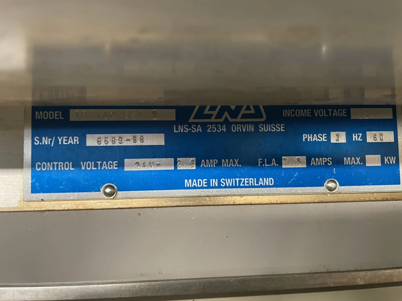 RAVITAILLEUR LNS TRYTON SST 5 - 2