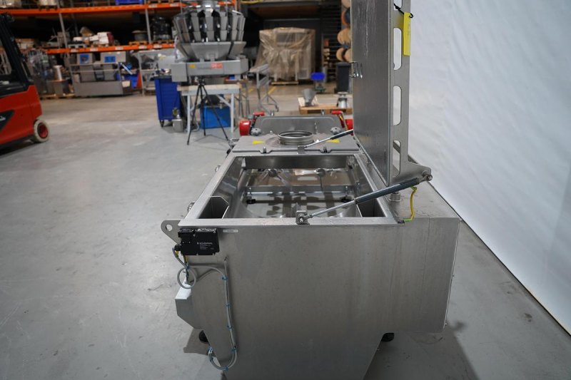 2018 Dinnissen Batch Menger, type 304-30-2x3