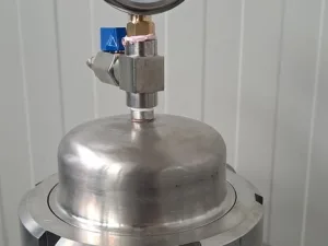 STAINLESS STEEL PRESSURE TANK / CYLINDER / NOURISHER, SECOND-HAND EQUIPMENT