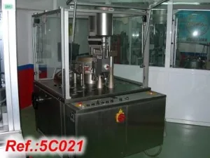 LLENADORA – CERRADORA DE CÁPSULAS “IMA ZANASI AZ-40” EQUIPADA PARA LLENADO DE PELLETS CON 4 FORMATOS “0”, “1”, “2” Y “3”