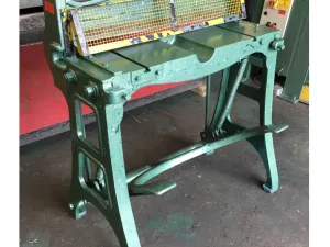 BUCK & HICKMAN Cast Iron Treadle Guillotine 770mm - WNS - W. Neal Services Ltd