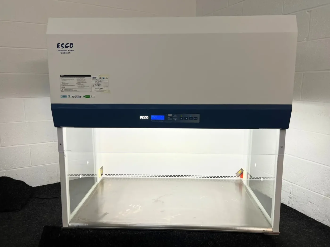 Esco Airstream Gen 3 Laminar Flow Cabinet - 2