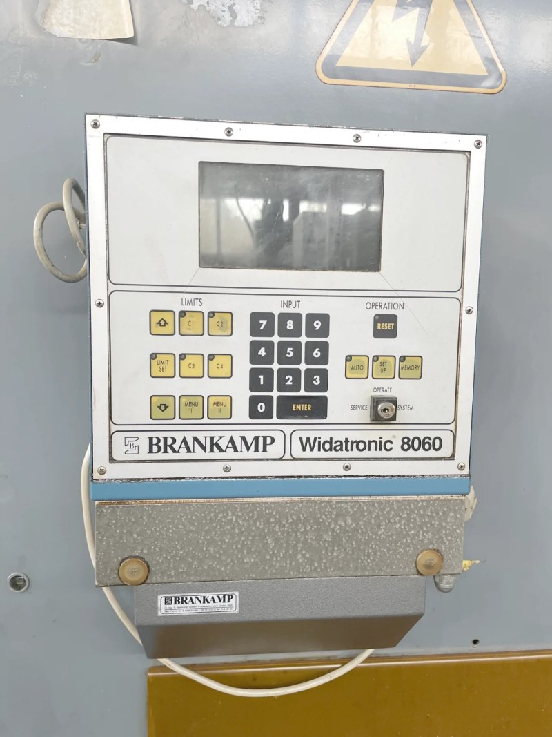 012396 - SCHÜTTE SF 26