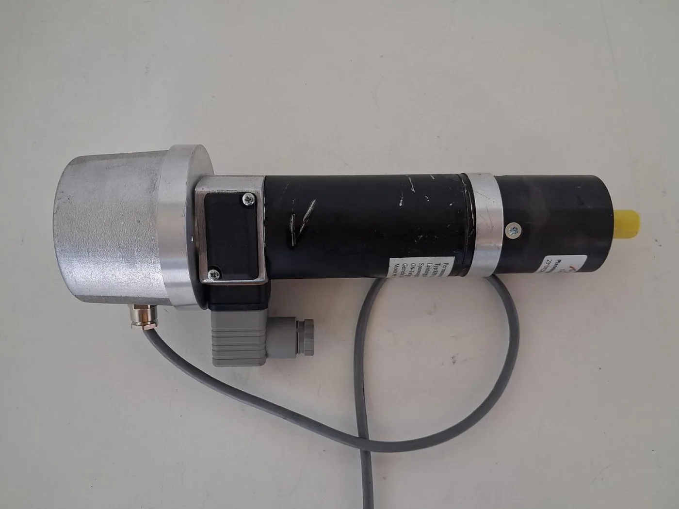 Gysin GPL 052-50:1 Permanentmagnet-Servomotor mit Planetengetriebe - 2