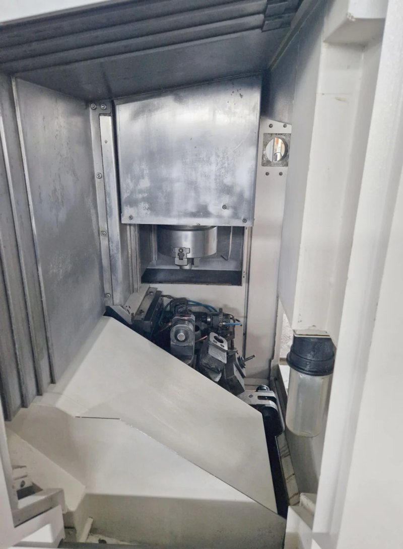 022068 - MAZAK IVS 200 M