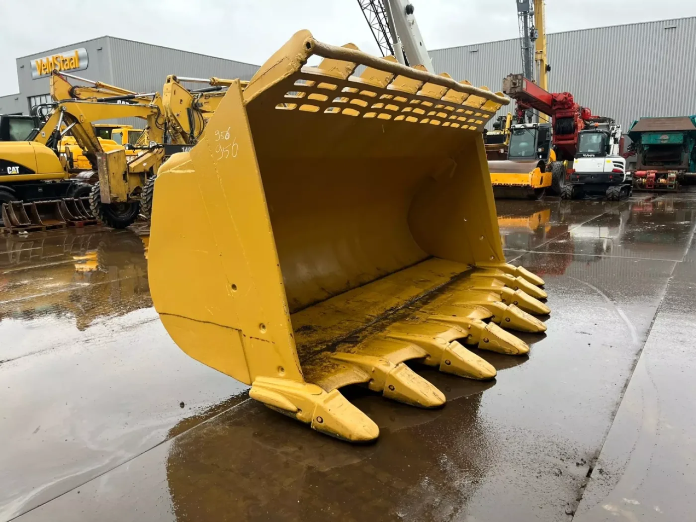Bucket Caterpillar 990 - 7