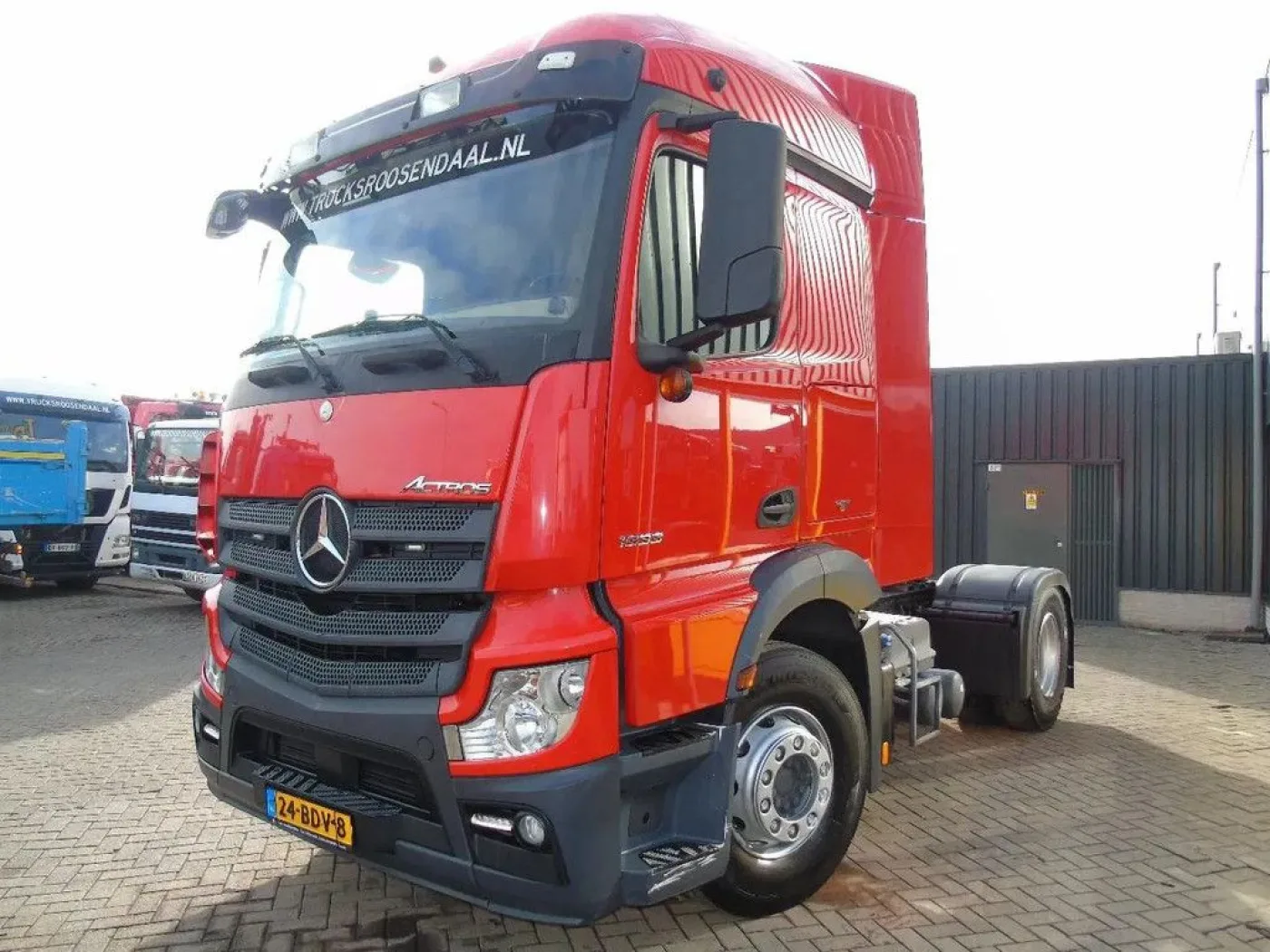 Mercedes-Benz Actros 1933 + SPOILER - 2