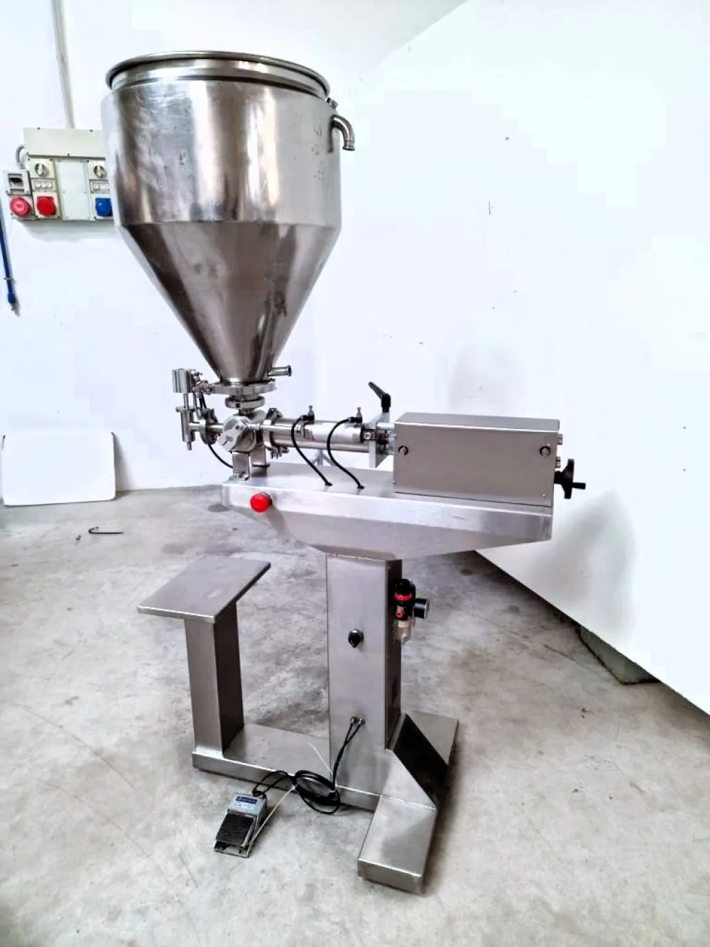 DOSATRICE PER CREME – MOD. XP SERIES