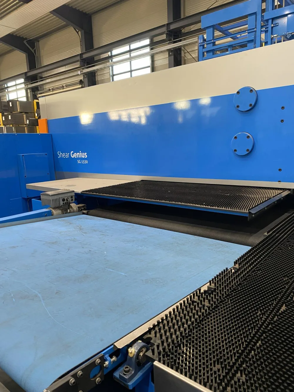 PRIMA-POWER LINE: Prima-Power Shear Genius SGe 1530 punching machine, Express Bender EBe5-3 (200) panel bender and storage FL 1530 used
