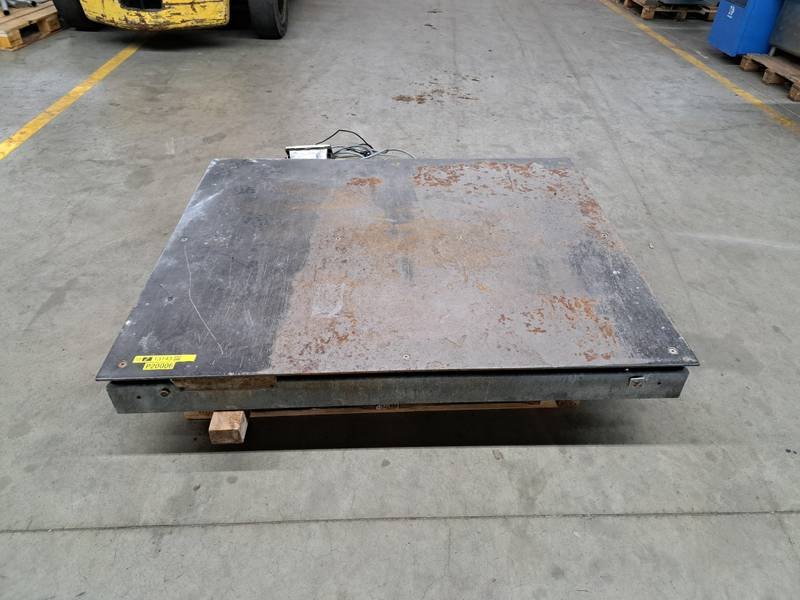 Weighing scale