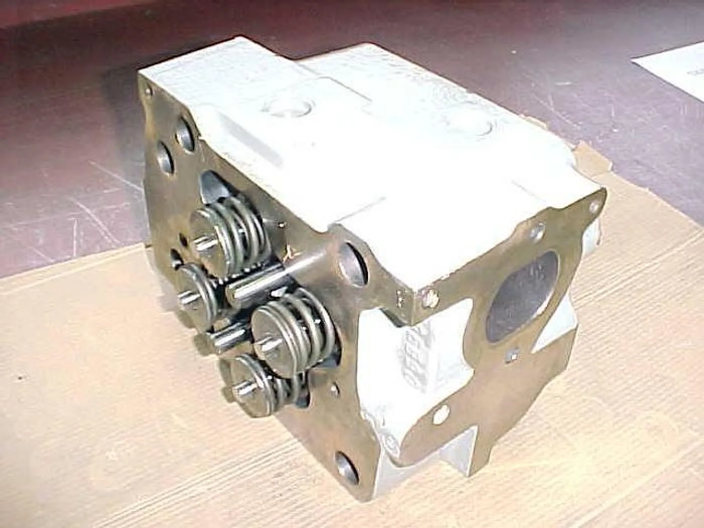 CYLINDER HEADS DEUTZ TBD 616 - 3
