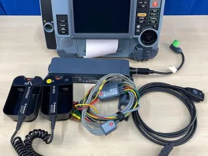 Physio-Control Lifepak 15 Monitor YOM: 2018 REF: 99577-001382