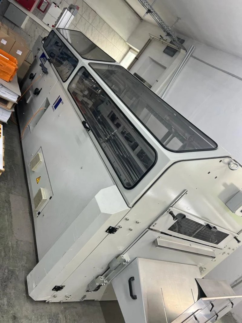 Kolbus UKV 400 dispositivo para cubiertas plegadas