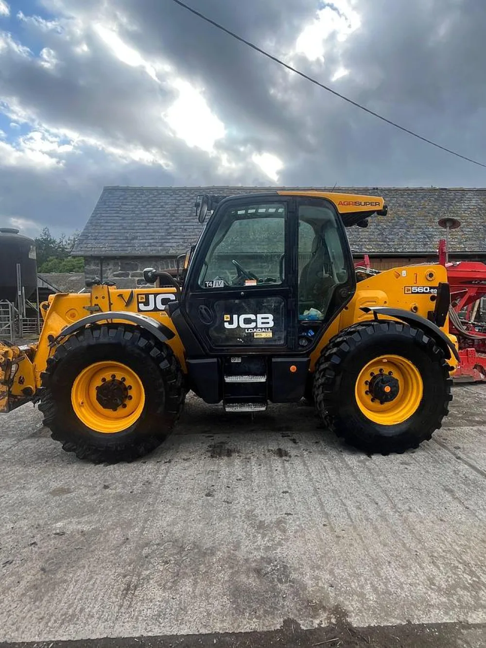 2017 JCB 560-80 Agri Telehandler