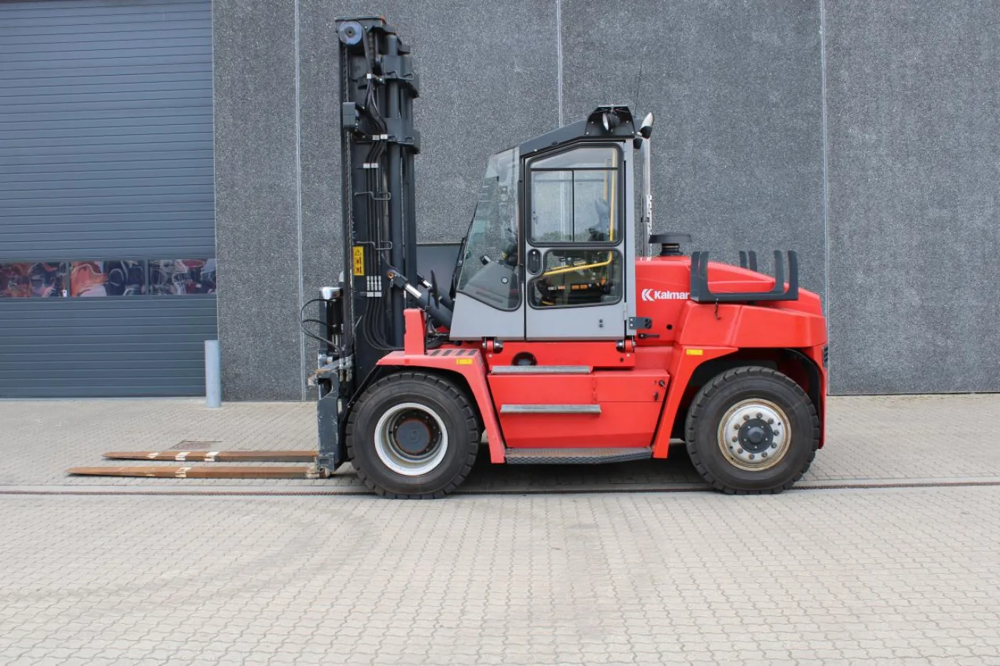 Kalmar DCE90-6 - 1