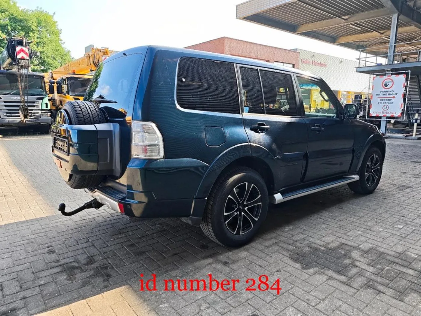 Mitsubishi Pajero 3.2 4WD - 6
