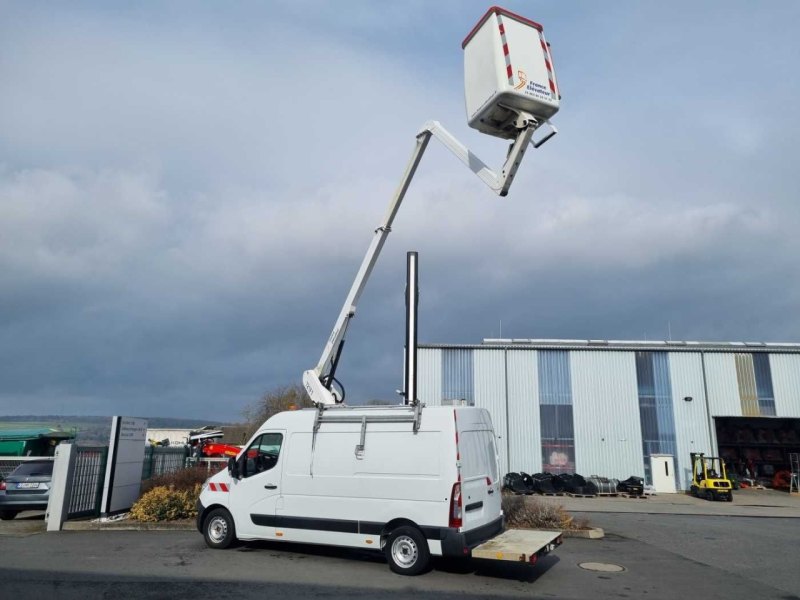 Renault Master 2.3 dCi / France Elevateur 121FT, 12m
