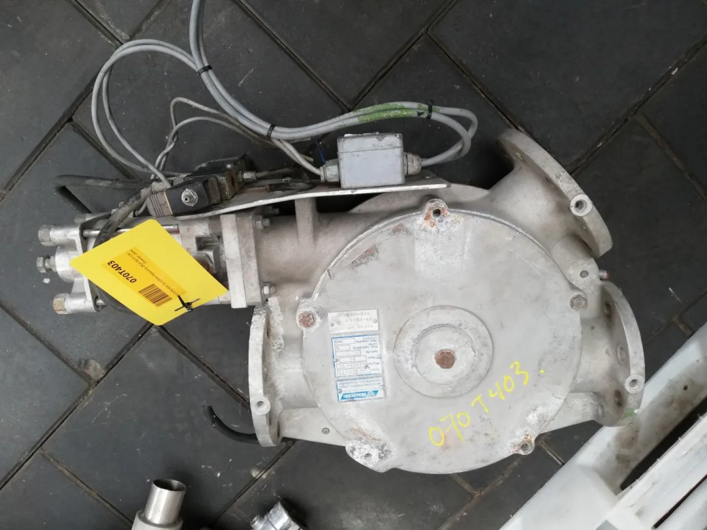 Waeschle ZKW 84 P-CR - Diverter valve - 1