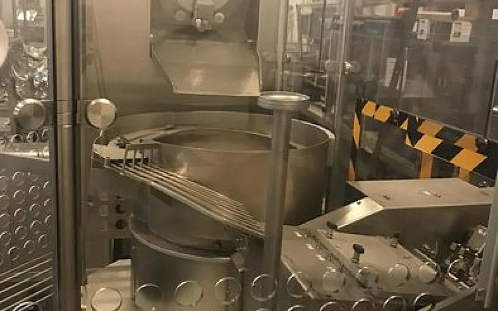 BAUSCH+STRÖBEL - Linea Riempimento Liquidi - WDS 4001