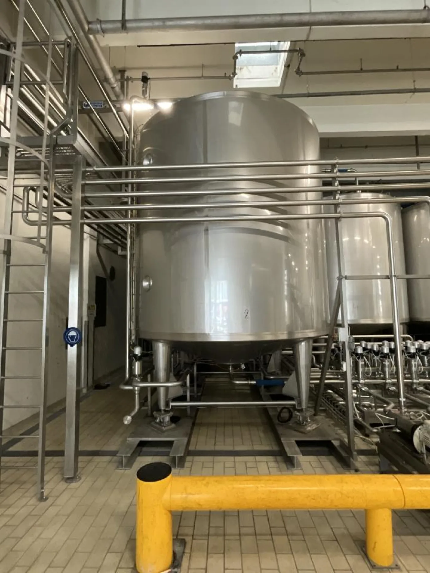 2014 Goavec Engineering Goavec Engineering 25365 Litre Stainless Steel Vertical Storage Tank - 5