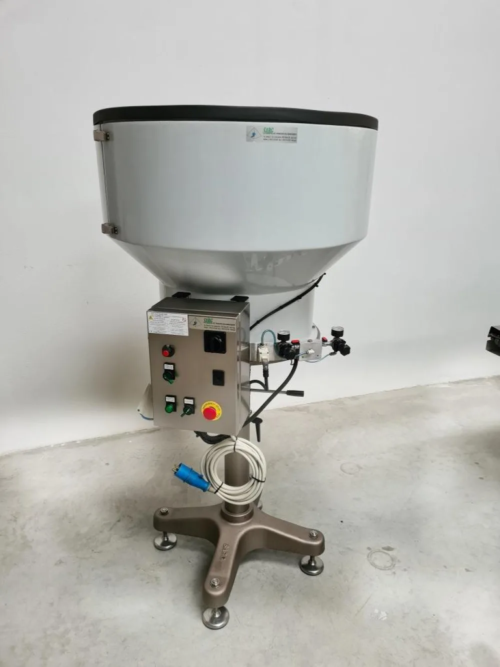 ALIMENTATORE VIBRANTE A TAZZA – SARG